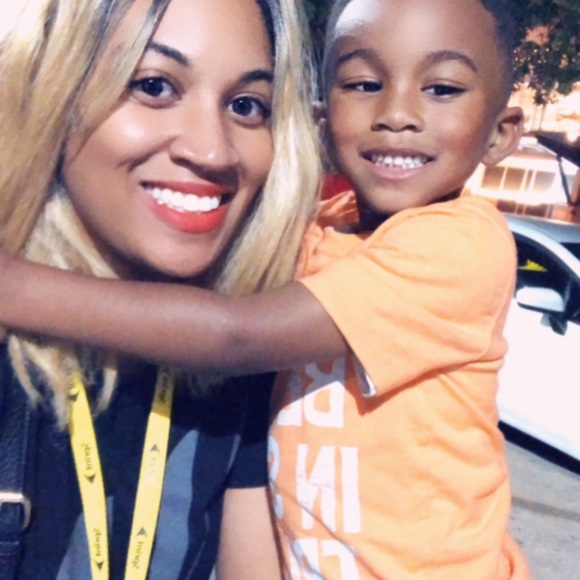 Meet your Poshers, Melisa & Jaxon - Picture 4 of 4